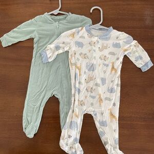 141 Cozy Kids Footies Set - Mint Green and Safari Print
